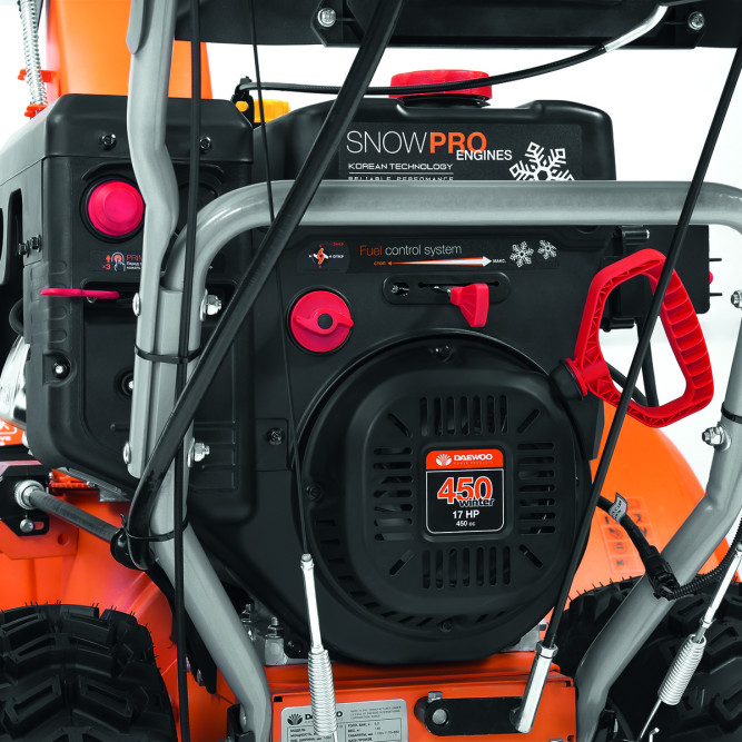 Снегоуборщик бензиновый Daewoo DAST 17110 в Екатеринбурге