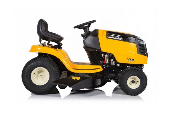 Садовый трактор Cub Cadet LT2 NS96 в Екатеринбурге