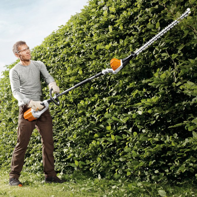 Аккумуляторный мотосекатор STIHL HLA 85, без аккумулятора и ЗУ в Екатеринбурге