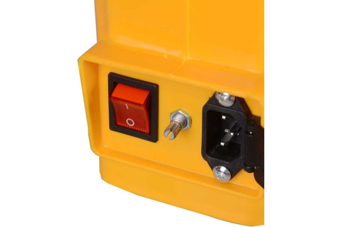 Опрыскиватель аккумуляторный Huter SP-12/8AC в Екатеринбурге