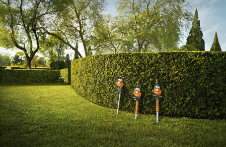 Кусторез бензиновый STIHL HS 82 R 75 см 42370112941 в Екатеринбурге