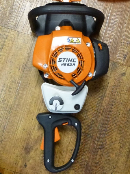 Кусторез бензиновый STIHL HS 82 R 75 см 42370112941 в Екатеринбурге