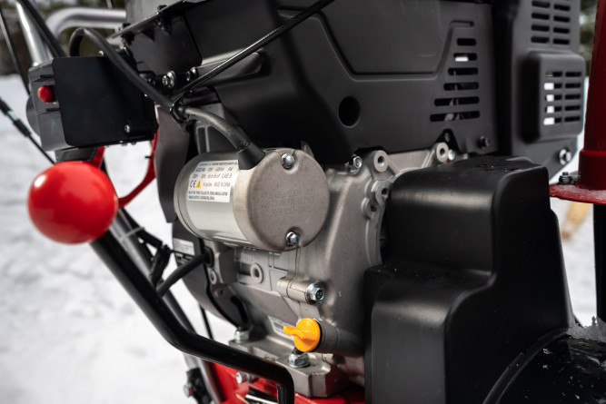 Бензиновый снегоуборщик GEOS Premium SnowLine 760 TE в Екатеринбурге