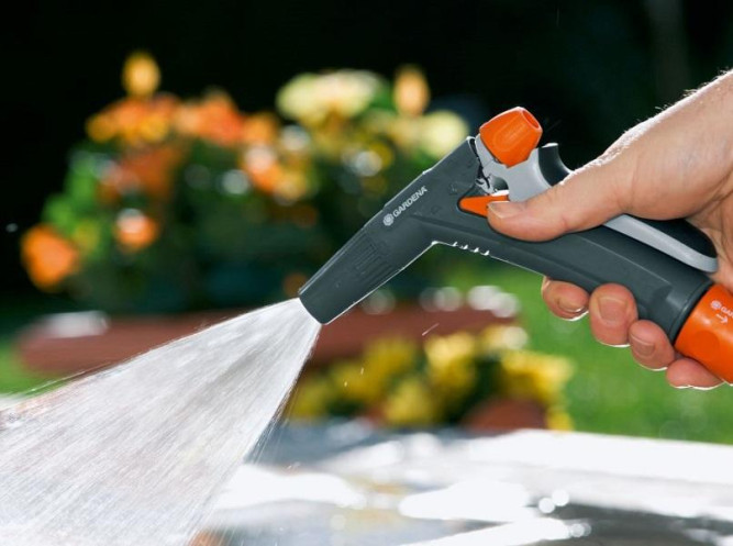 Пистолет-наконечник для полива Classic GARDENA 18301-20.000.00 (старый код 08115-20.000.00) в Екатеринбурге