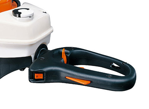 Кусторез бензиновый STIHL HS 82 T (75 см)  с поворотной рукояткой 42370112952 в Екатеринбурге