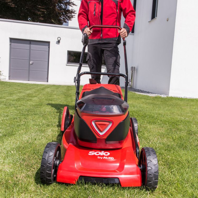 Газонокосилка аккумуляторная Solo by AL-KO 4232 Li P