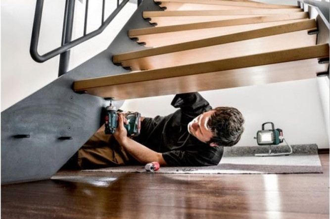 Аккумуляторная дрель-шуруповерт Metabo BS 18  Quick Set 602217880 в Екатеринбурге