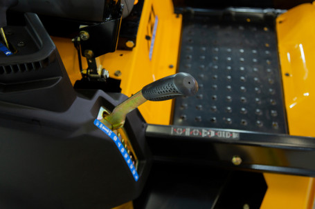 Райдер Cub Cadet XZ1 107 в Екатеринбурге
