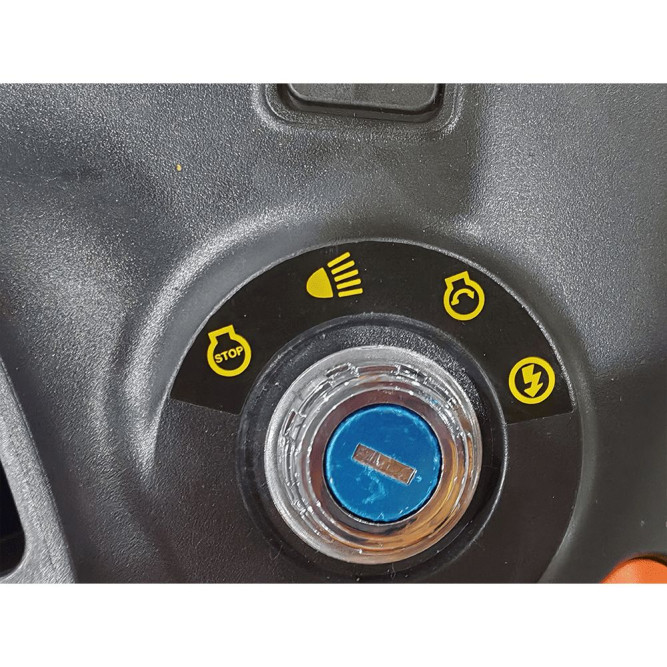 Садовый трактор YARD FOX OPTIMA T98RCH в Екатеринбурге