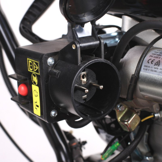 Снегоуборщик бензиновый PATRIOT PRO 658 Е в Екатеринбурге