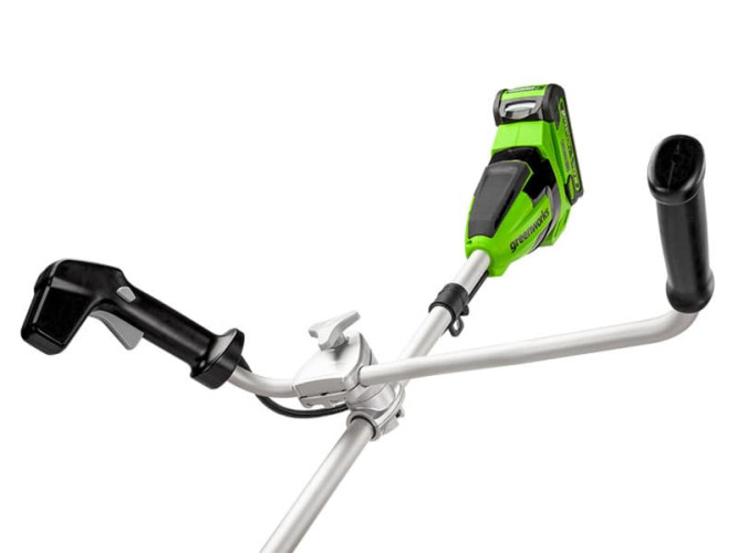 Триммер аккумуляторный Greenworks Арт. 2105707UB, 40V, 40 см, бесщеточный, с 1хАКБ 4Ач и ЗУ в Екатеринбурге