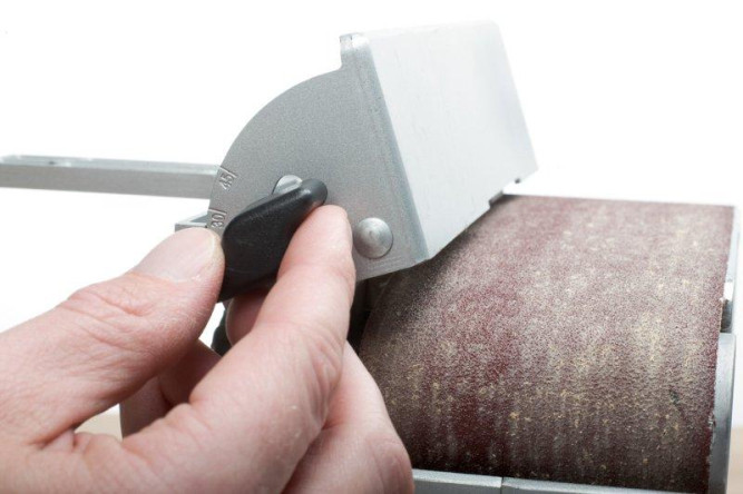 Ленточная шлифовальная машина Metabo BAE 75 600375000 в Екатеринбурге