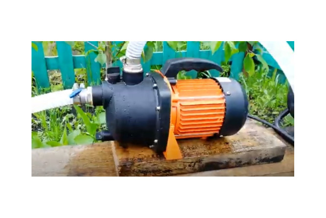 Поверхностный насос ПН-1100 Вихрь в Екатеринбурге