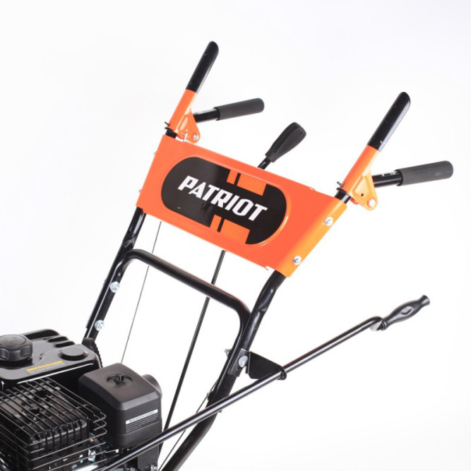 Снегоуборщик бензиновый PATRIOT PRO 650 в Екатеринбурге