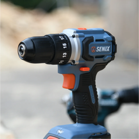 Дрель-шуруповерт аккум. SENIX PDDX2-M2-EU KIT с акк и ЗУ в Екатеринбурге