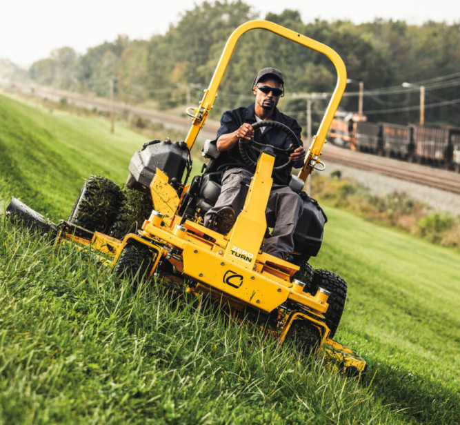 Садовый трактор Cub Cadet Z9 183ID в Екатеринбурге