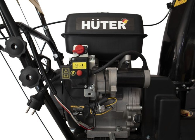 Снегоуборщик Huter SGC 8000 в Екатеринбурге