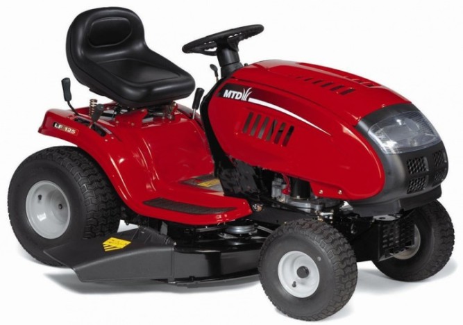 Садовый трактор MTD LF 125 H в Екатеринбурге