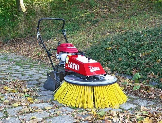 Подметально-уборочная машина Laski ZK 8500/5,5 в Екатеринбурге