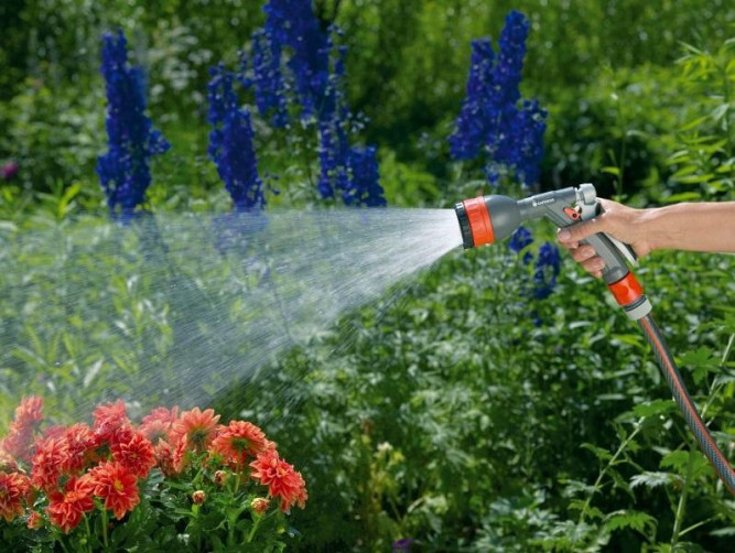 Пистолет-распылитель для полива многофункциональный Classic GARDENA + коннектор 1/2&amp;quot; в Екатеринбурге