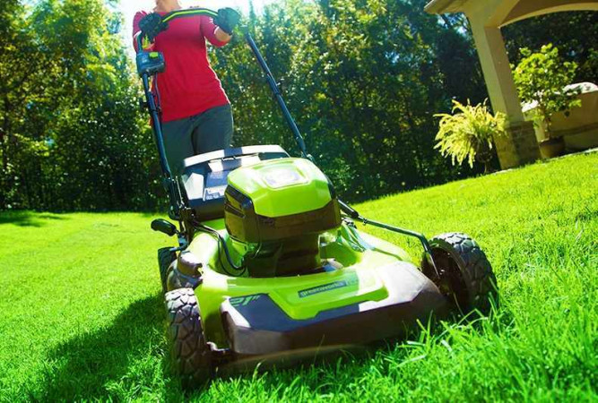 Газонокосилка аккумуляторная Greenworks GD60LM46SP, 60V, 46 см, самоходная, без АКБ и ЗУ в Екатеринбурге