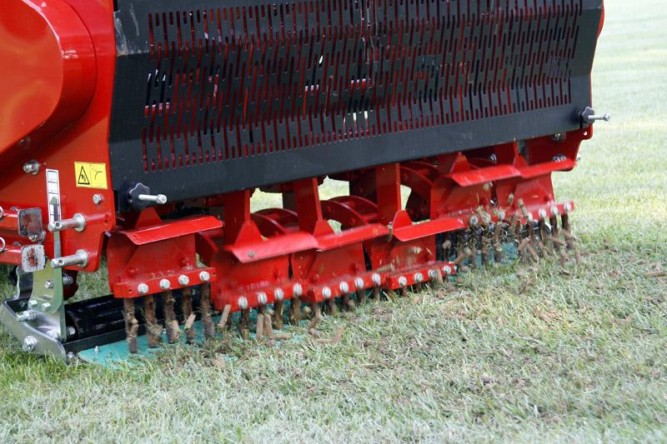 Аэратор Redexim Verti-Core 1600 в Екатеринбурге