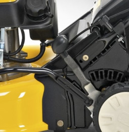 Газонокосилка бензиновая самоходная Cub Cadet XM2 ER53