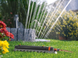 Дождеватель осциллирующий Aquazoom 250/2 GARDENA 01973-29.000.00