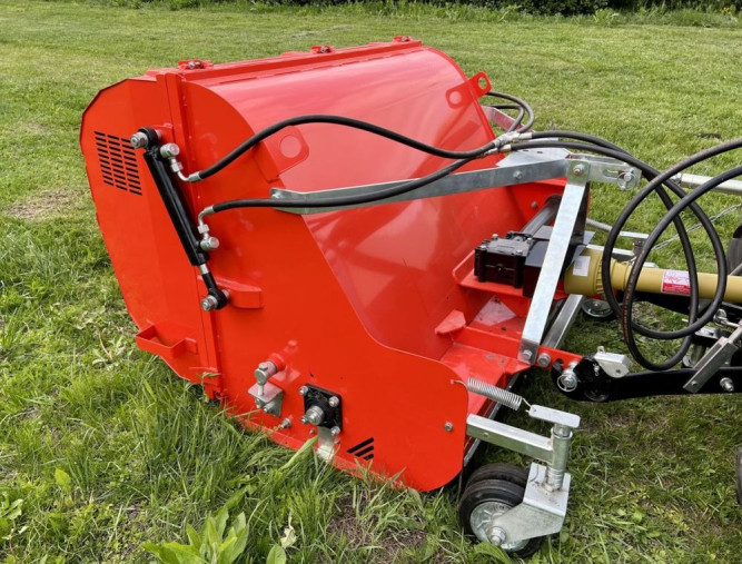 Косилка цеповая с бункером ZimAni Koala 1200 в Екатеринбурге