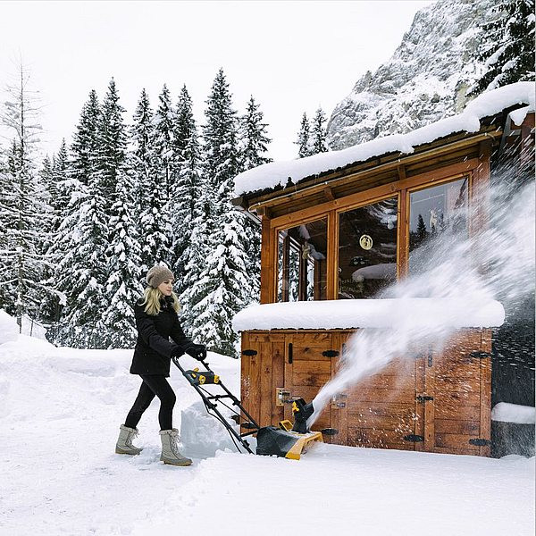 Аккумуляторный снегоуборщик Stiga ST 4851 AE в Екатеринбурге