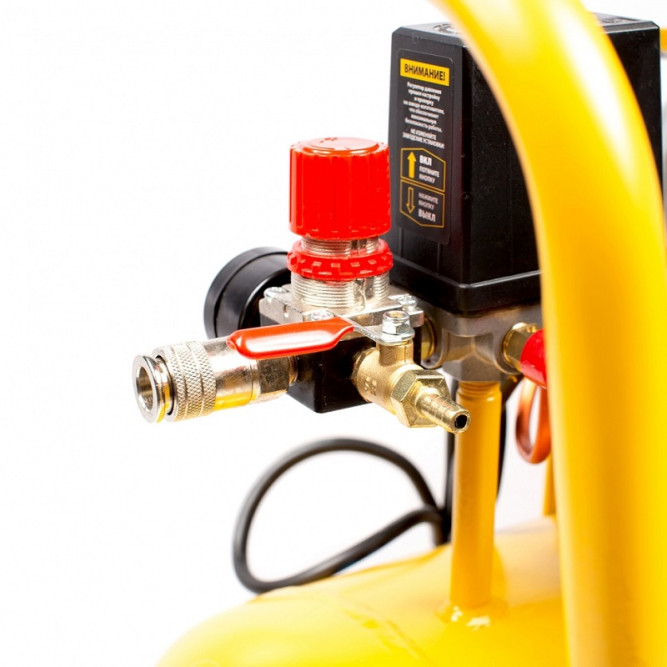 Компрессор воздушный рем.привод DENZEL BCI2300/50 в Екатеринбурге