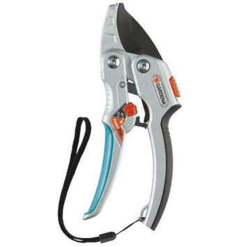 Секатор с храповым механизмом SmartCut GARDENA 08798-20.000.00
