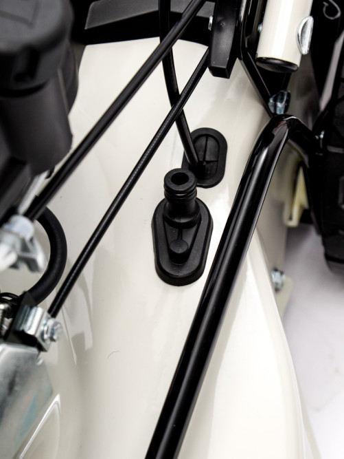 Газонокосилка бензиновая Helmut TR 51SLE