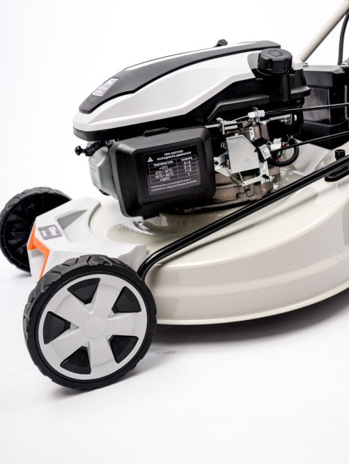 Газонокосилка бензиновая Helmut TR 51SLE