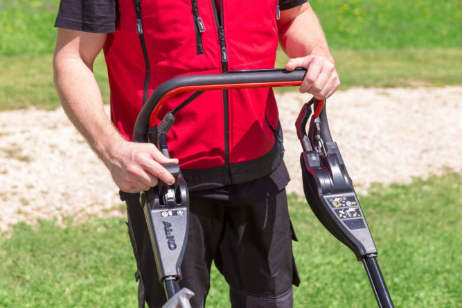 Бензиновая газонокосилка Solo by AL-KO 5251 VS-B