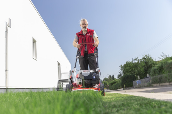 Бензиновая газонокосилка Solo by AL-KO 5251 VS-B