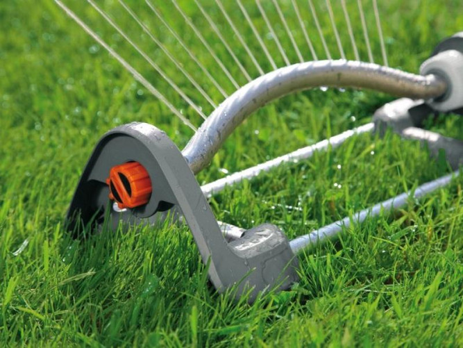 Дождеватель осциллирующий Polo Classic 220 GARDENA 02082-29.000.00 в Екатеринбурге