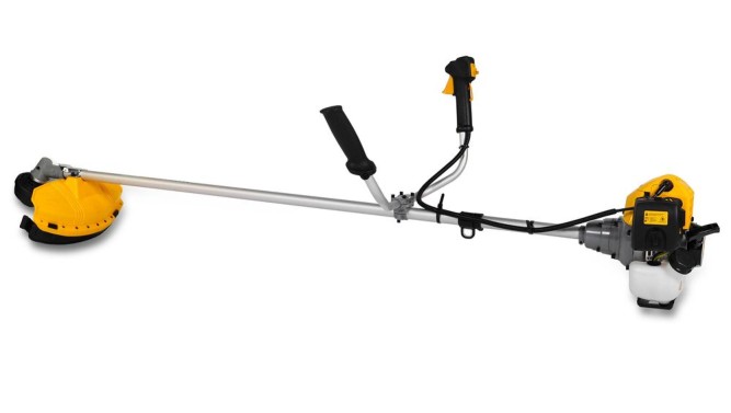 Триммер бензиновый Champion T444S-2 в Екатеринбурге