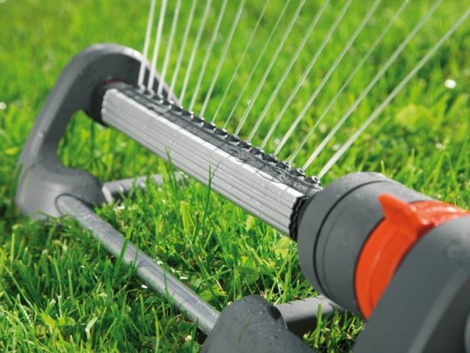 Дождеватель осциллирующий Polo Classic 250 GARDENA 02083-29.000.00 в Екатеринбурге