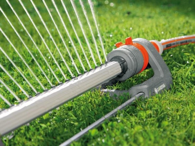 Дождеватель осциллирующий Polo Classic 250 GARDENA 02083-29.000.00 в Екатеринбурге