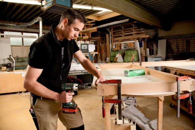 Аккумуляторная дрель-шуруповерт Metabo BS 18 LT 602102820 в Екатеринбурге