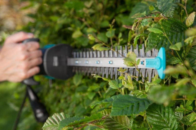 Электроножницы садовые GARDENA EasyCut 420/45 09830 в Екатеринбурге