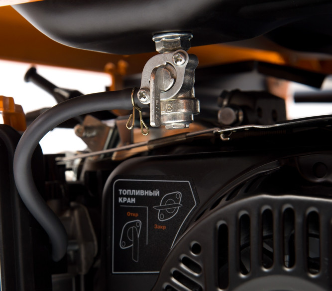 Бензогенератор Daewoo GDA 8500E-3 в Екатеринбурге