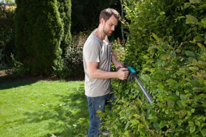 Электроножницы садовые GARDENA EasyCut 450/50 09831 в Екатеринбурге