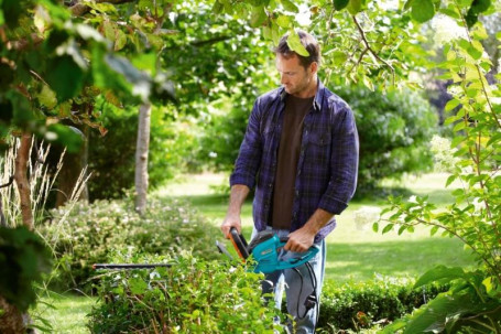 Электроножницы садовые GARDENA EasyCut 48 PLUS 08874-20.000.00 в Екатеринбурге
