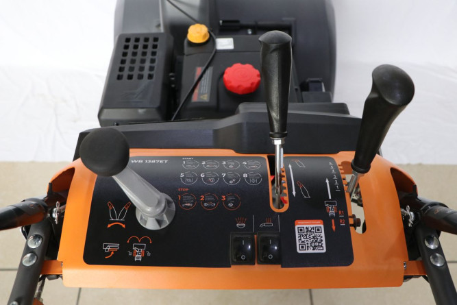 Снегоуборщик бензиновый VILLARTEC WB 1387ET в Екатеринбурге