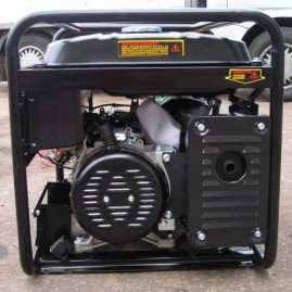 Бензогенератор Huter DY6500L