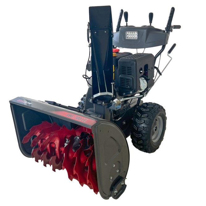 Бензиновый снегоуборщик EVOline SBG 700 LE в Екатеринбурге
