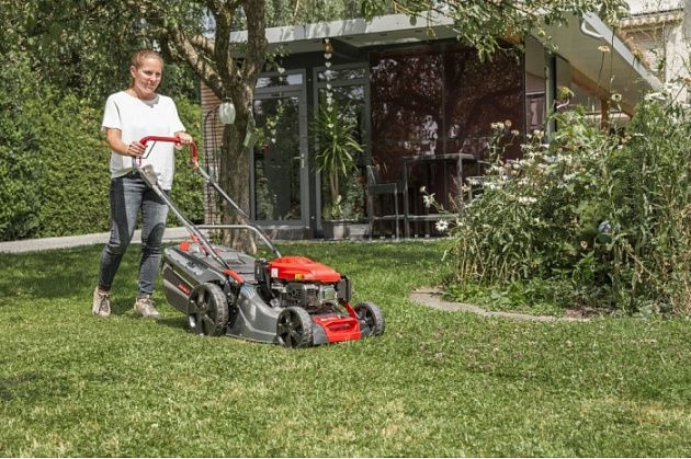 Газонокосилка бензиновая AL-KO Comfort 46.0 SP-B