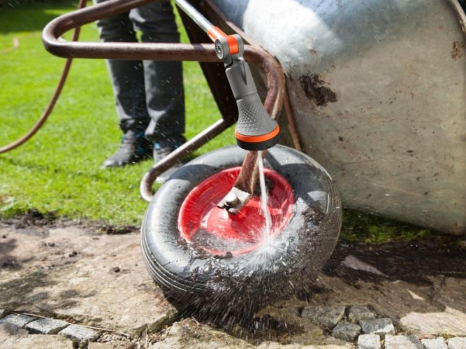 Штанга-распылитель для полива Comfort GARDENA 18334-20.000.00 (старый код 08109-20.000.00) в Екатеринбурге